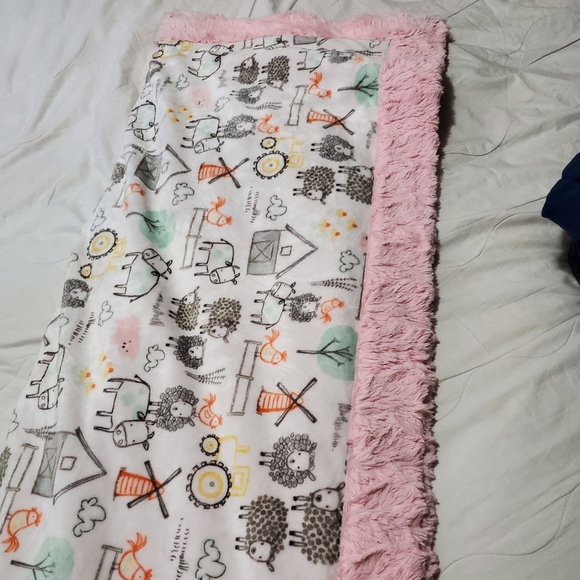 Aspyn Grove Blanket - Picture 2 of 2